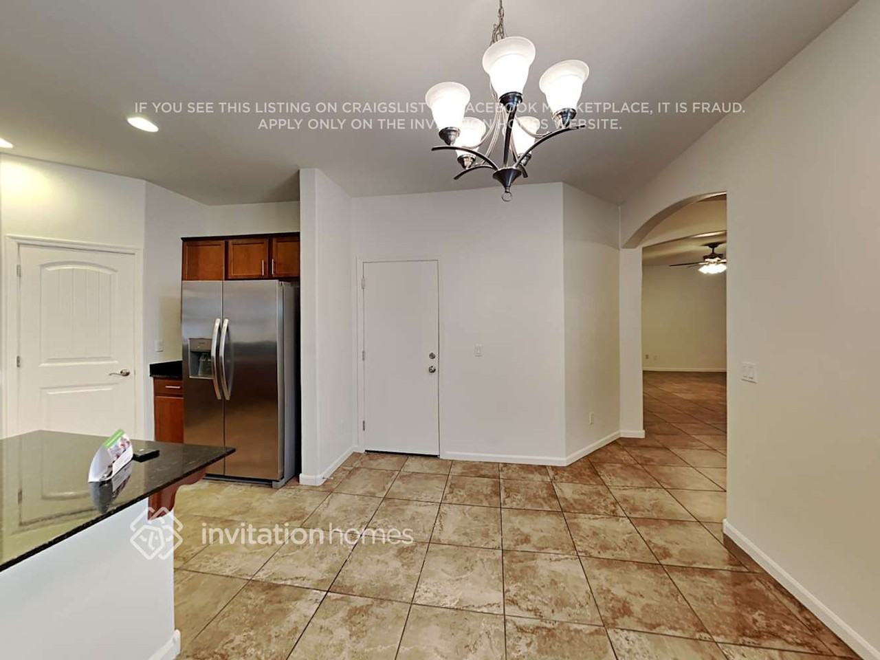 3373 E Liberty Ln - Photo 5 of 27