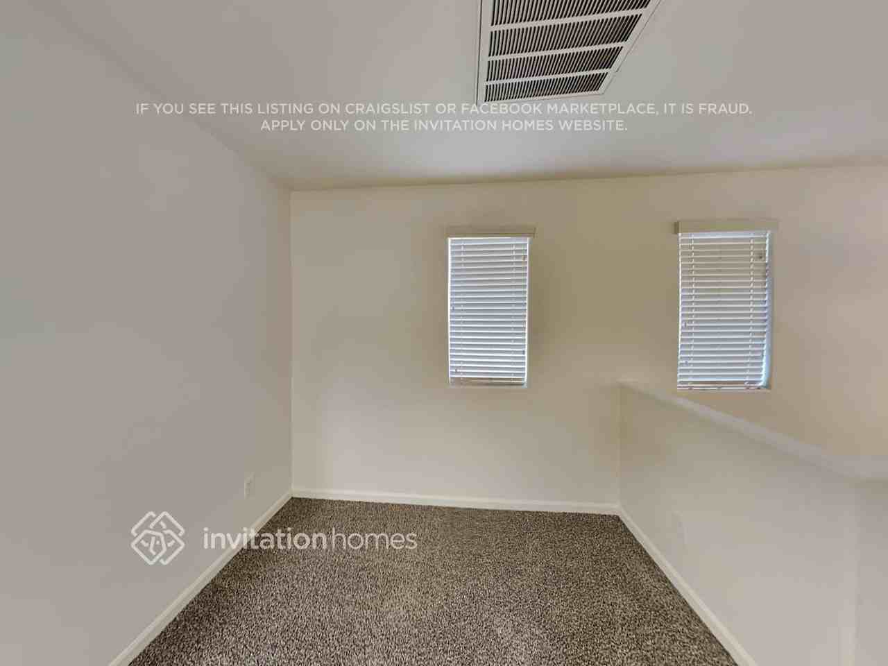 3373 E Liberty Ln - Photo 7 of 27