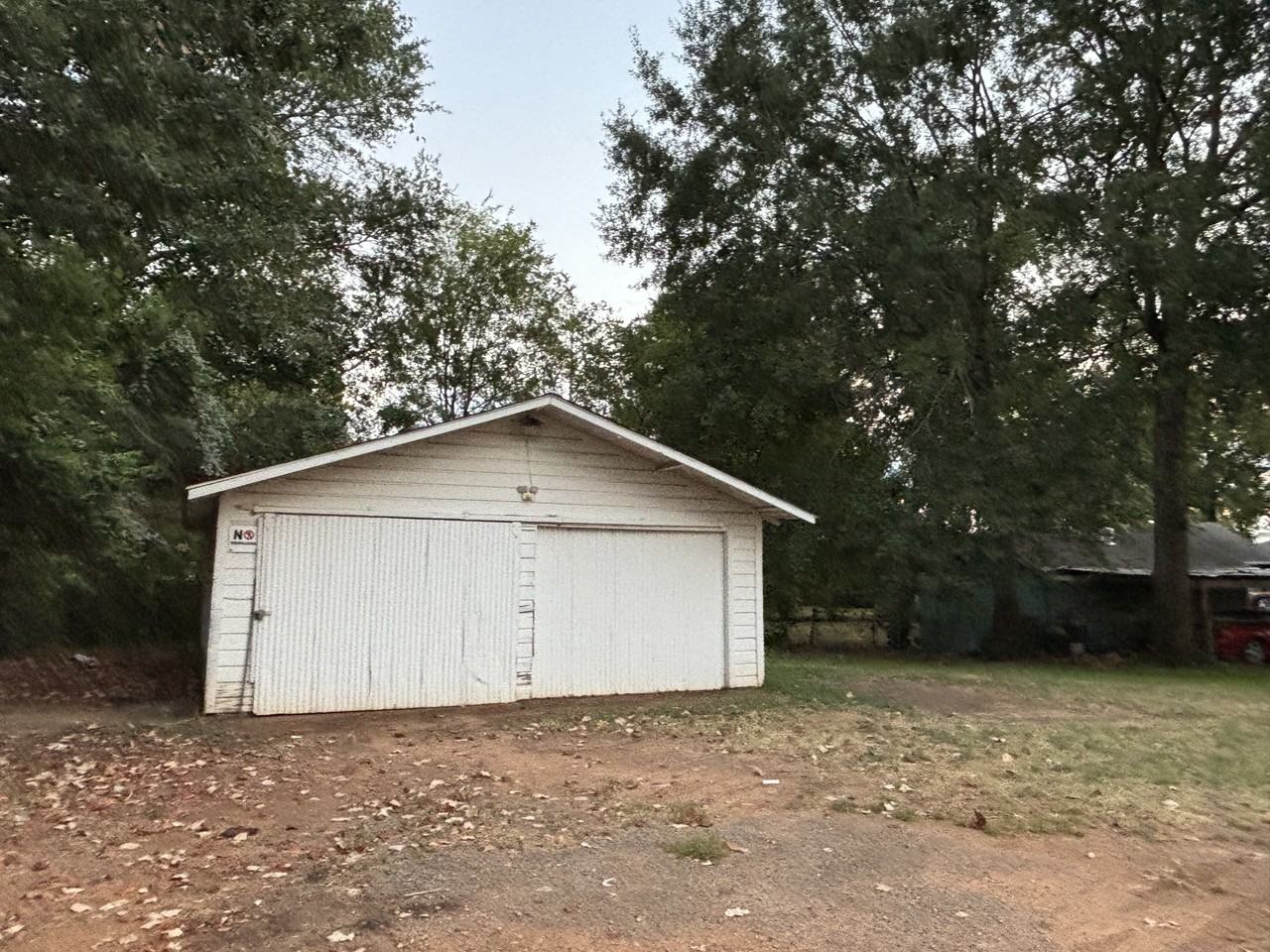 109 Schoolhouse Rd - Photo 4 of 27