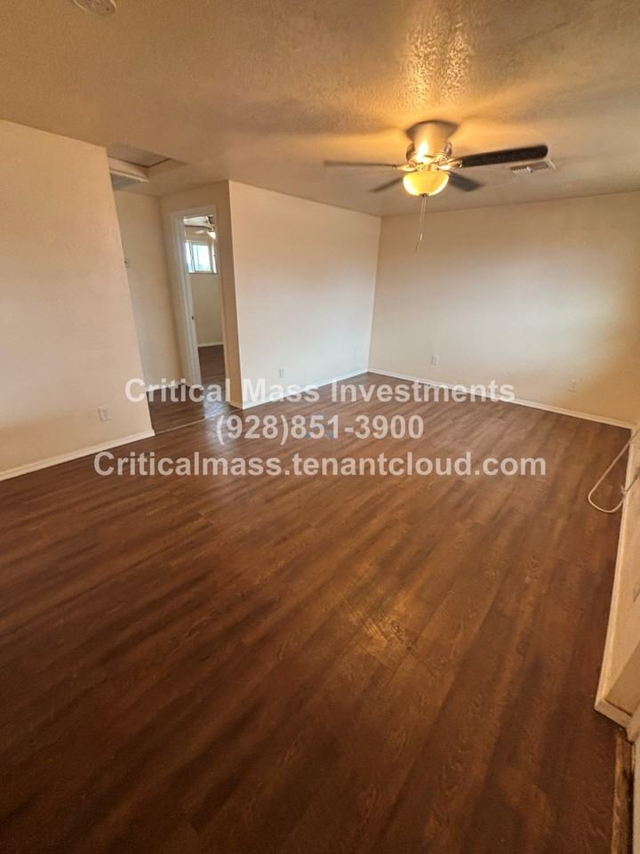 1221 W 2nd St #B - Photo 2 of 9