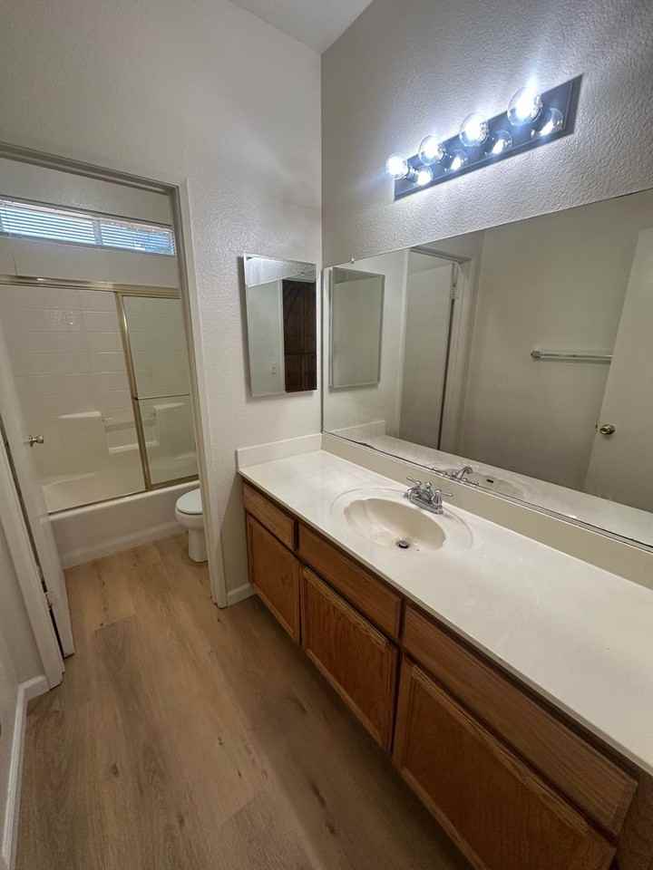 9521 Twin Brooks Ln - Photo 3 of 14