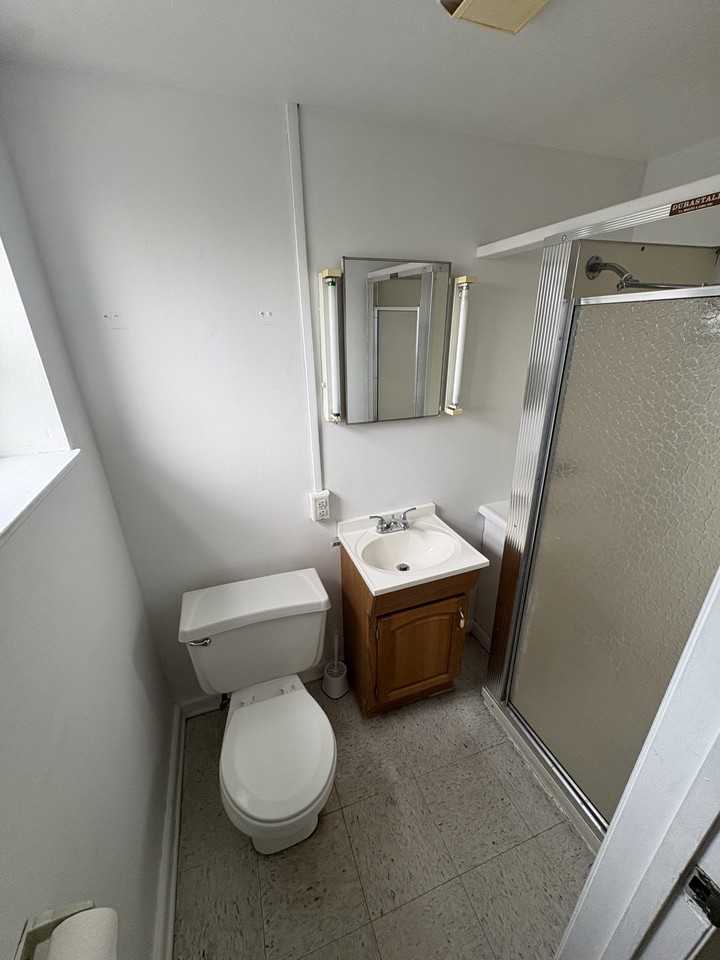 29 S Main St #3 - Photo 2 of 4