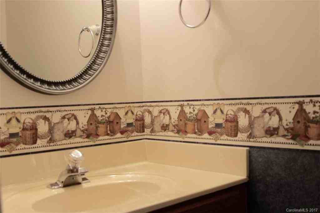 5849 Cougar Ln - Photo 5 of 14