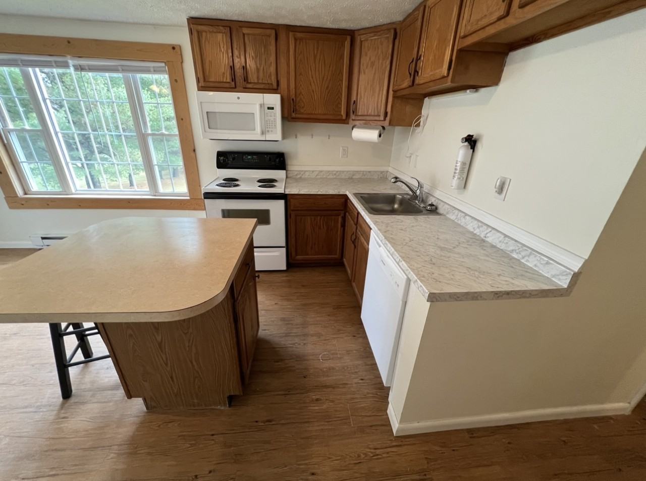 30 Country Aire Ln #2 - Photo 5 of 11