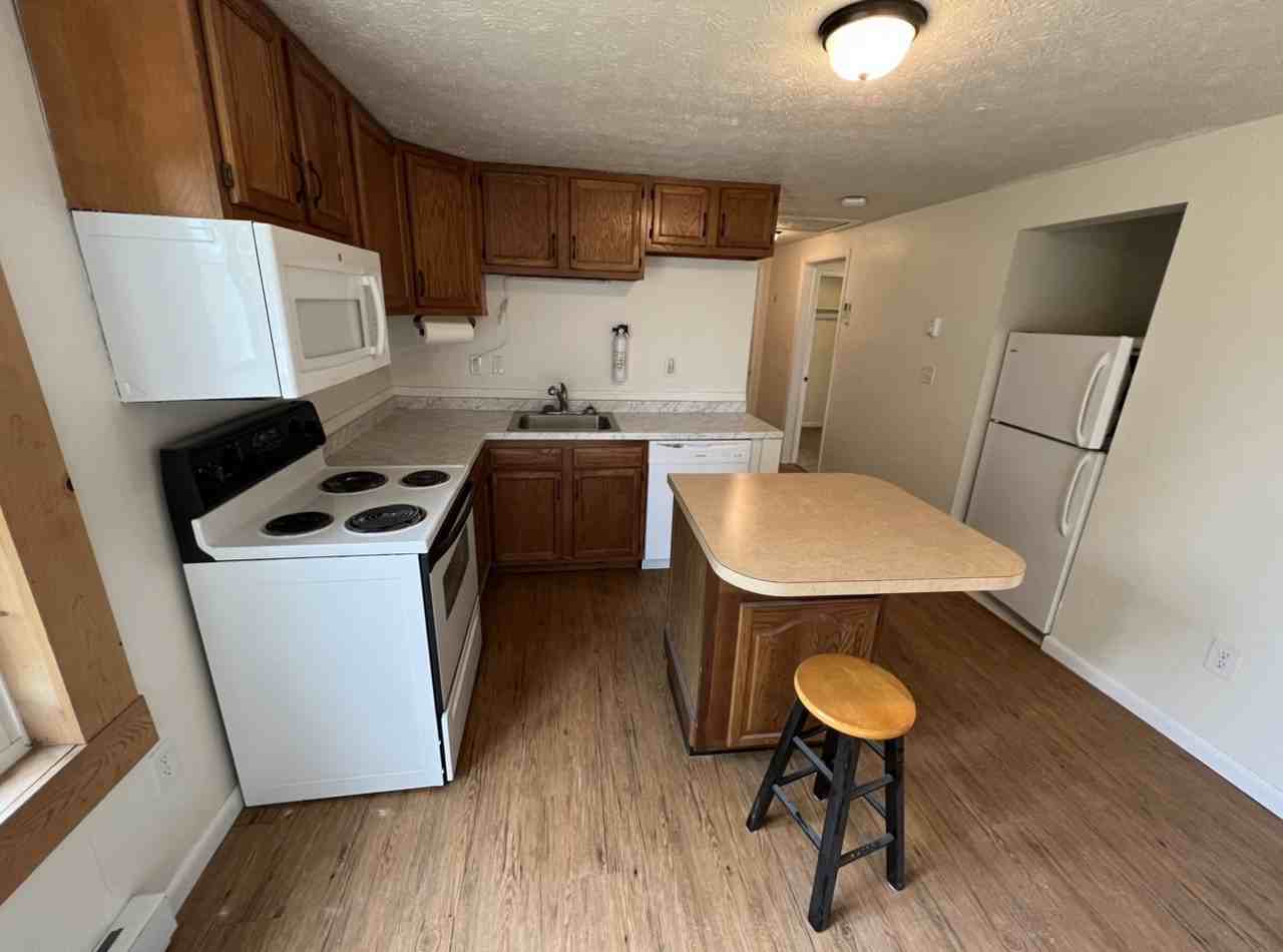 30 Country Aire Ln #2 - Photo 7 of 11