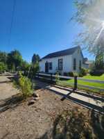 featured image of 924 6th St