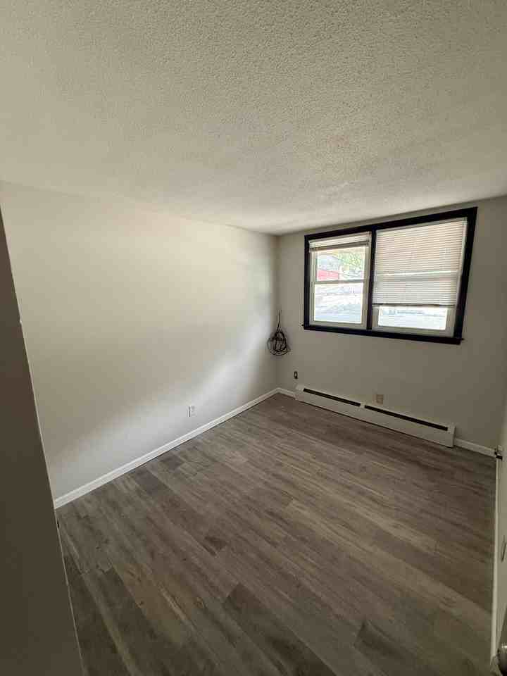 7616 69th Ave N #1 - Photo 3 of 7