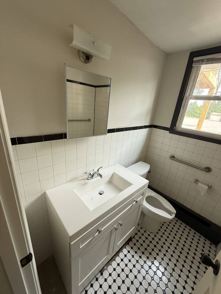 7616 69th Ave N #1 - Photo 7 of 7