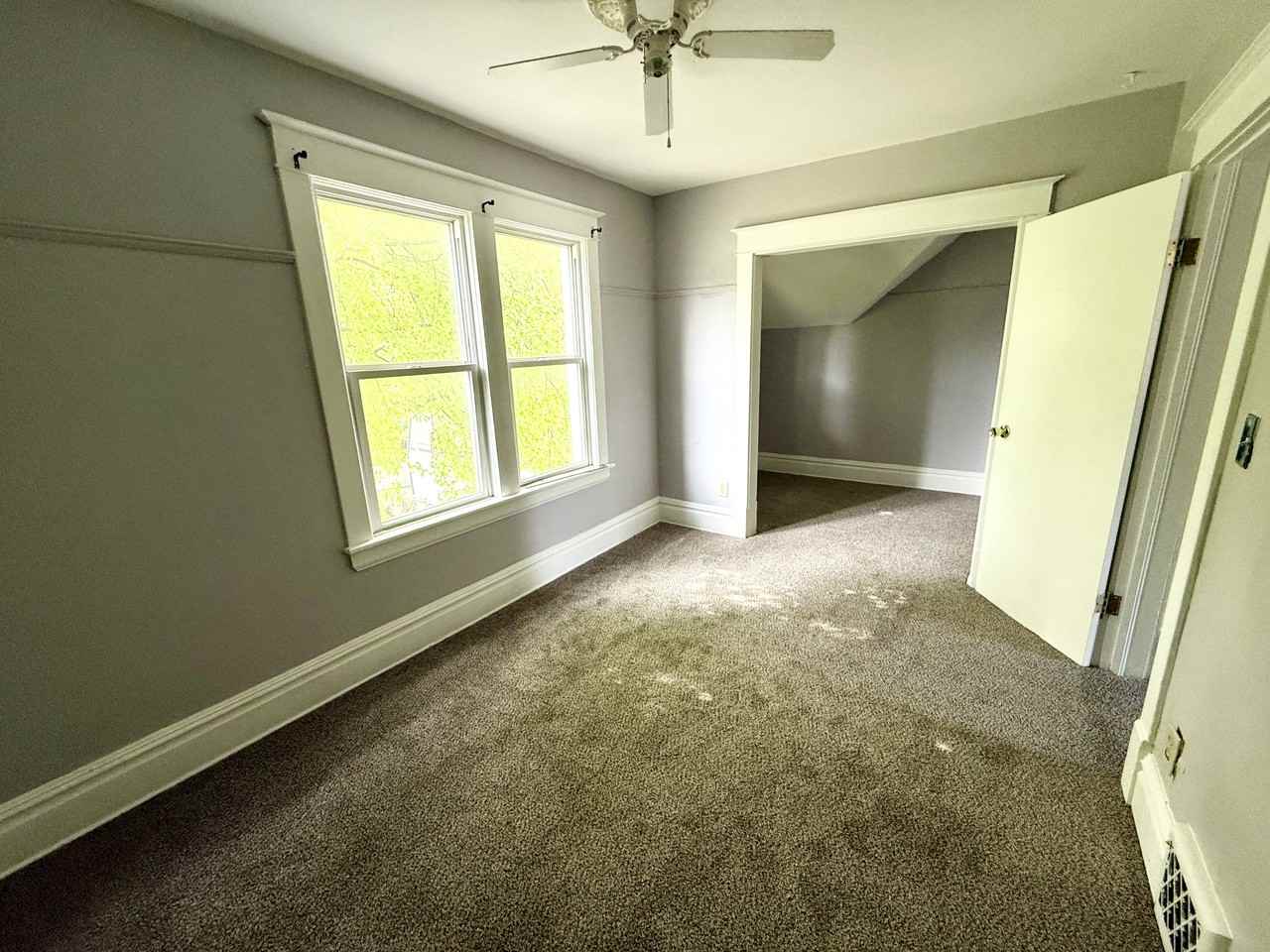 6628 20th Ave - Photo 7 of 9
