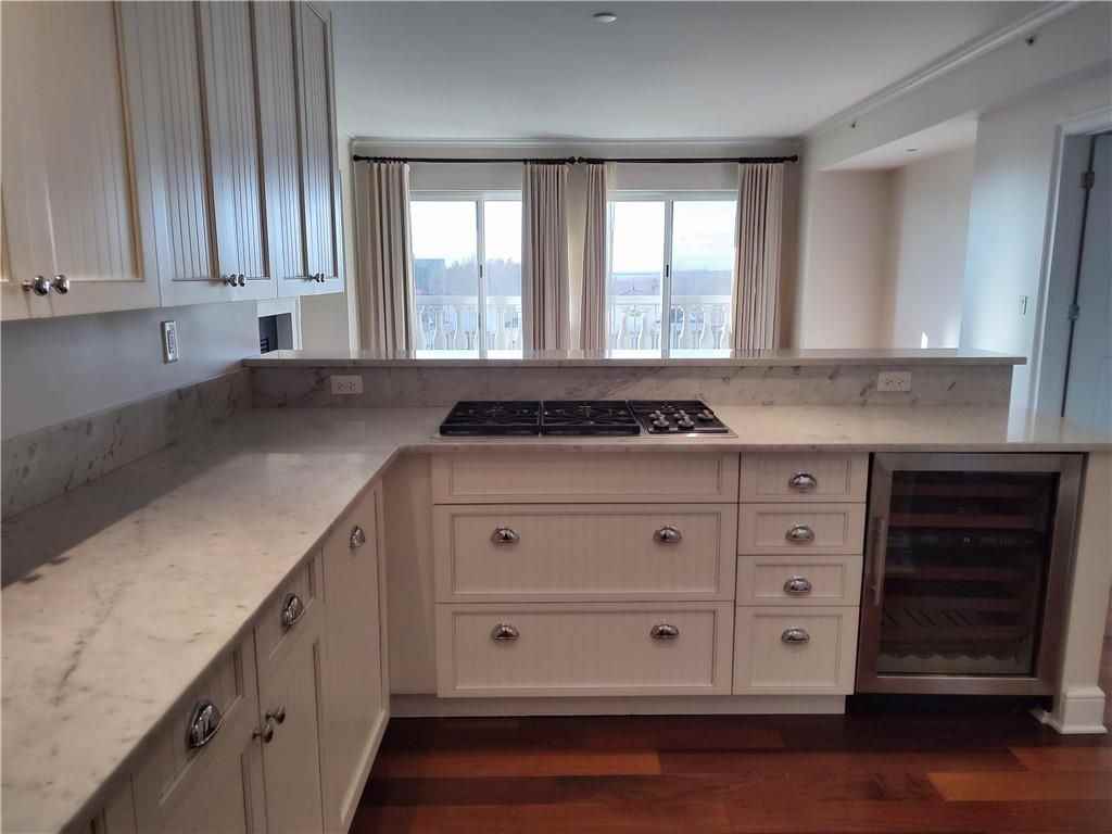 1 Tower Dr ##303 - Photo 5 of 18