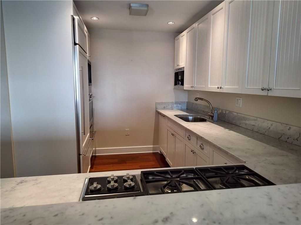 1 Tower Dr ##303 - Photo 7 of 18