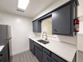 featured image of 2002 Washington St #6