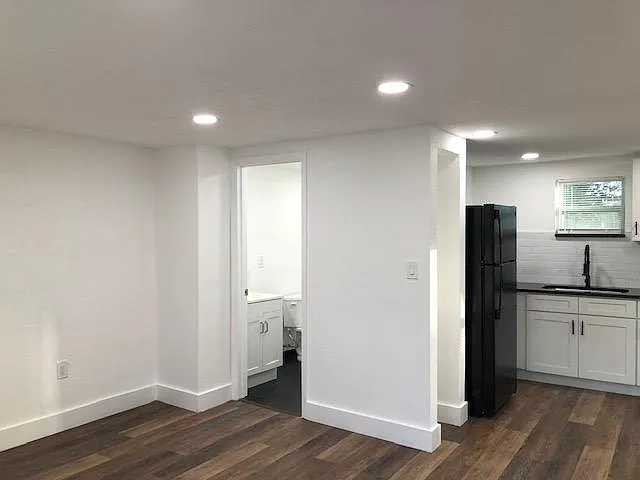 800 15th Ave S #1 - Photo 5 of 7