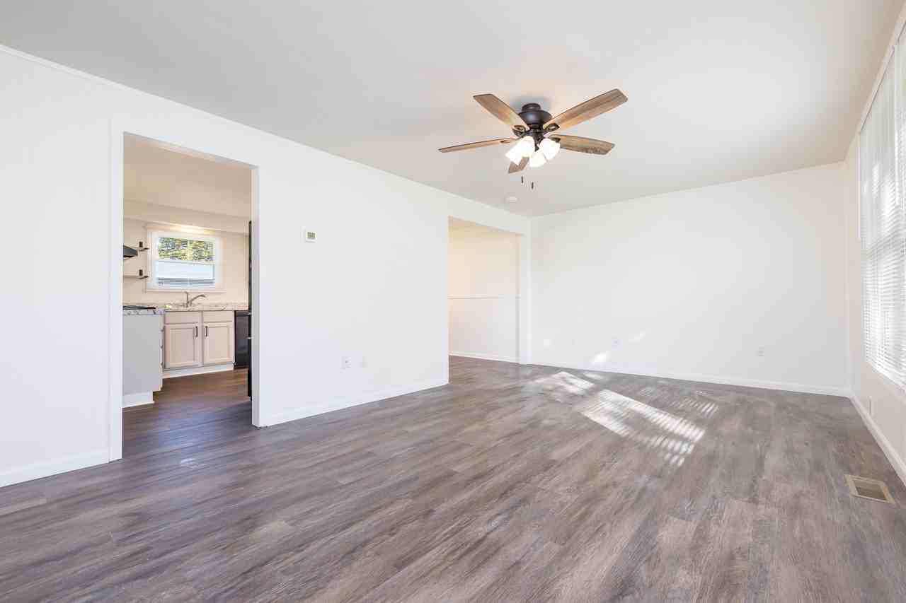 526 Buckeye Ave - Photo 4 of 26