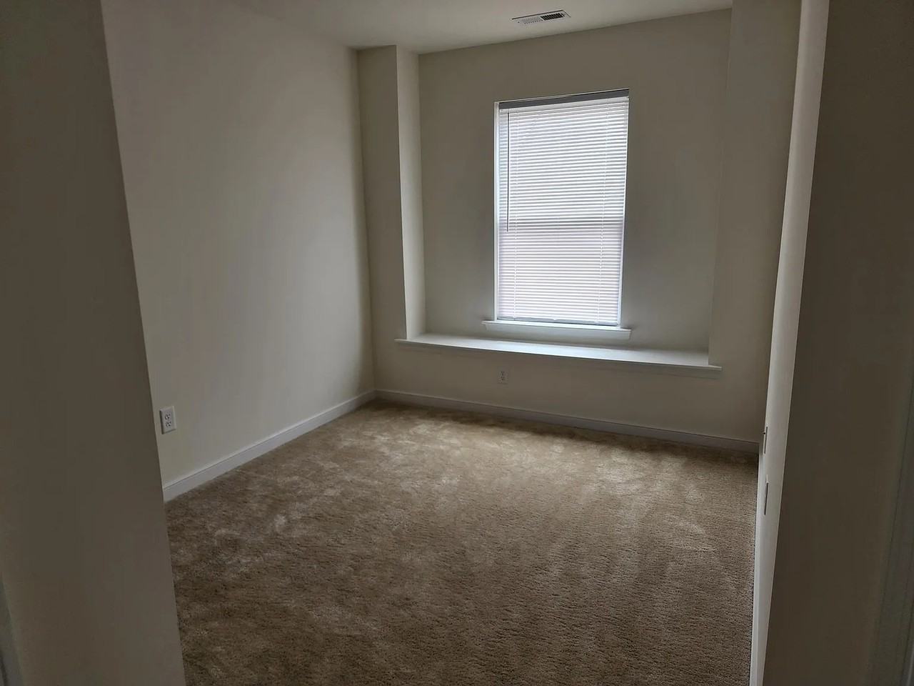 12229 Dutch Elm Cir #1 - Photo 7 of 19