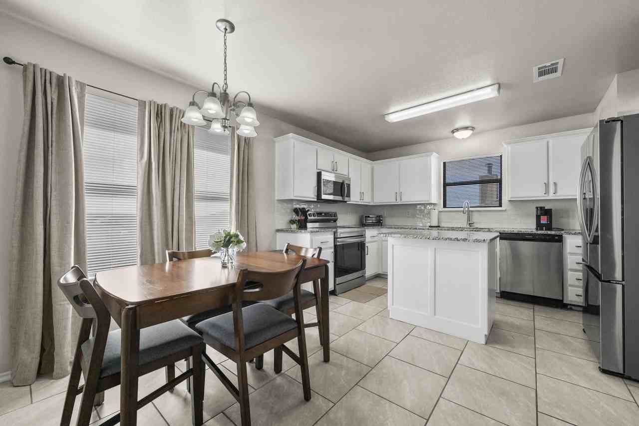 1311 Marlee Cir - Photo 7 of 28