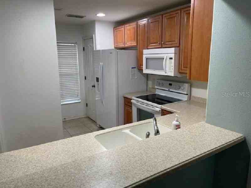 1983 Searay Shore Dr - Photo 2 of 15