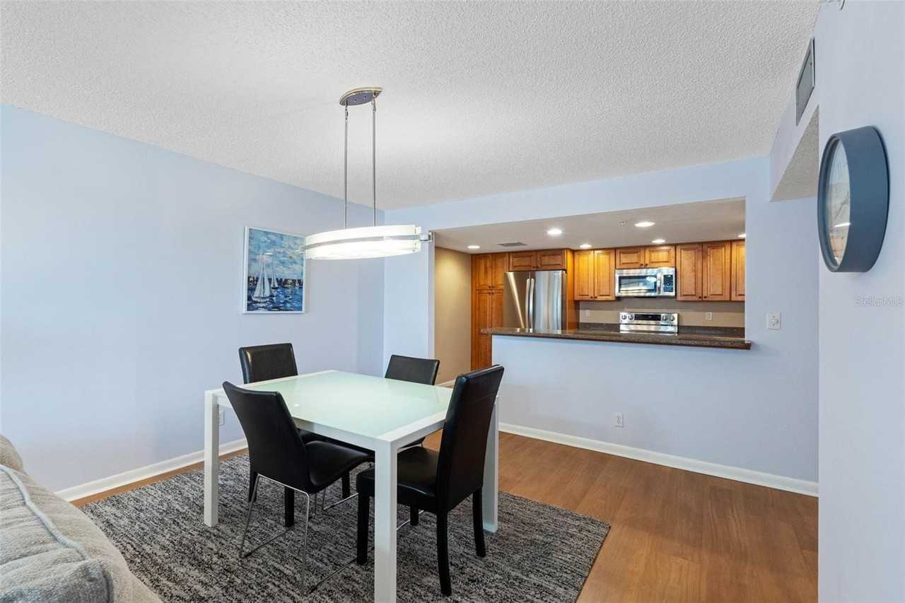 1480 Gulf Blvd #1011 - Photo 4 of 42