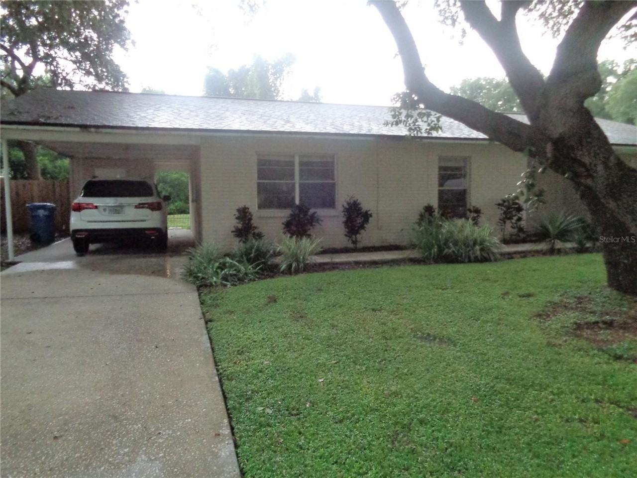 6809 Mathers Ln #B