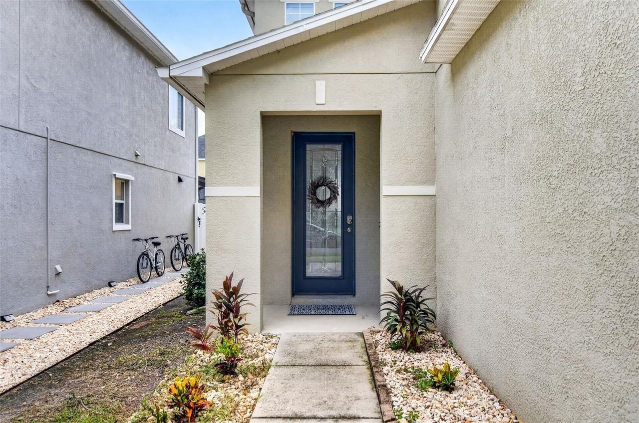 7046 Penta Pl - Photo 3 of 50