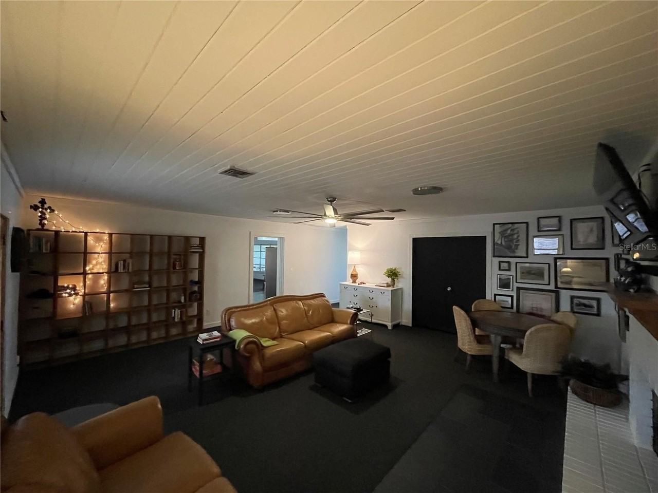 879 S Terrace Dr - Photo 4 of 50