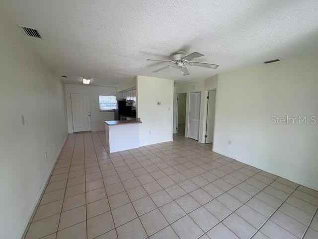 13934 Sommers Ave - Photo 4 of 16