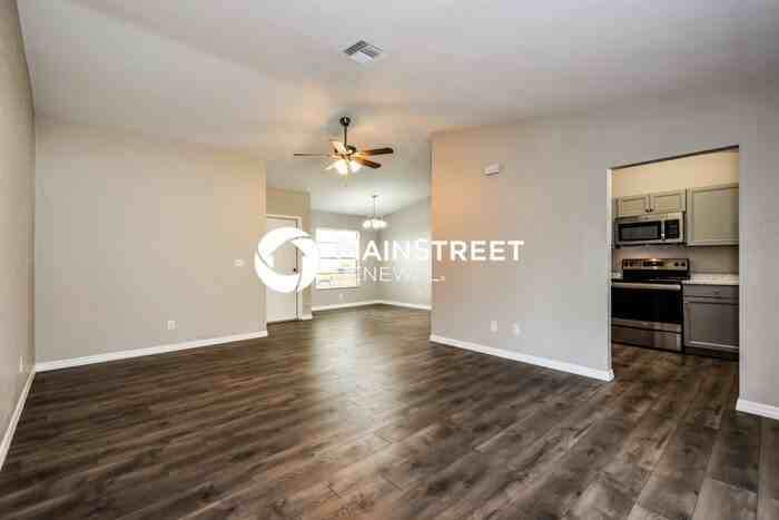 15500 Spring Line Ln - Photo 5 of 16