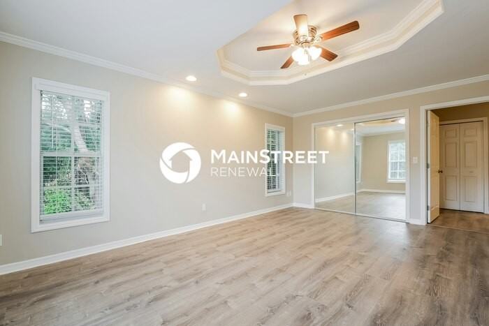 3855 Heyburn St - Photo 5 of 16