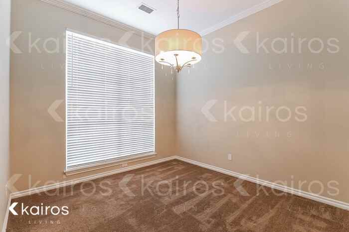 1320 Sw 121st Pl - Photo 4 of 16