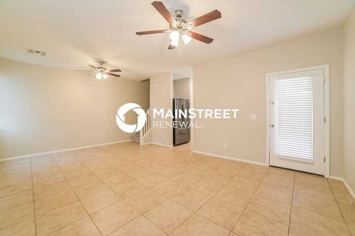 126 N 86th Ln - Photo 2 of 17