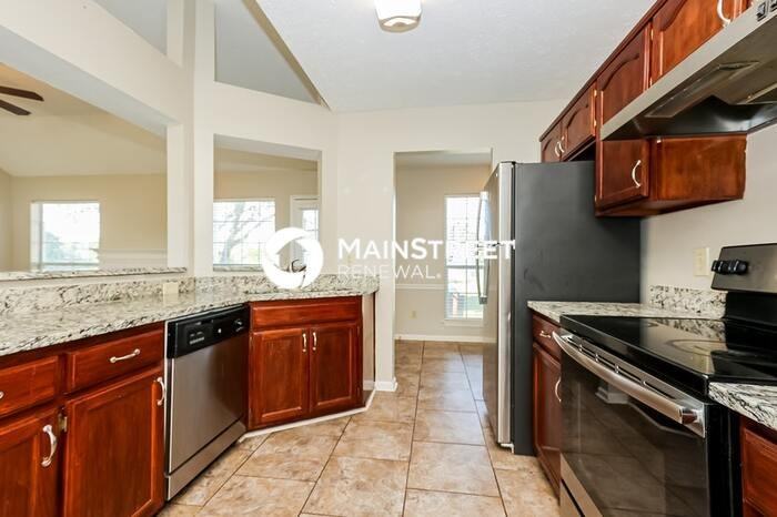 591 Hollandale Rd - Photo 7 of 16