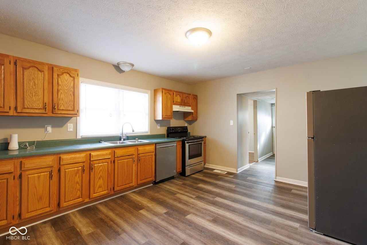 2622 Delaware St - Photo 5 of 16
