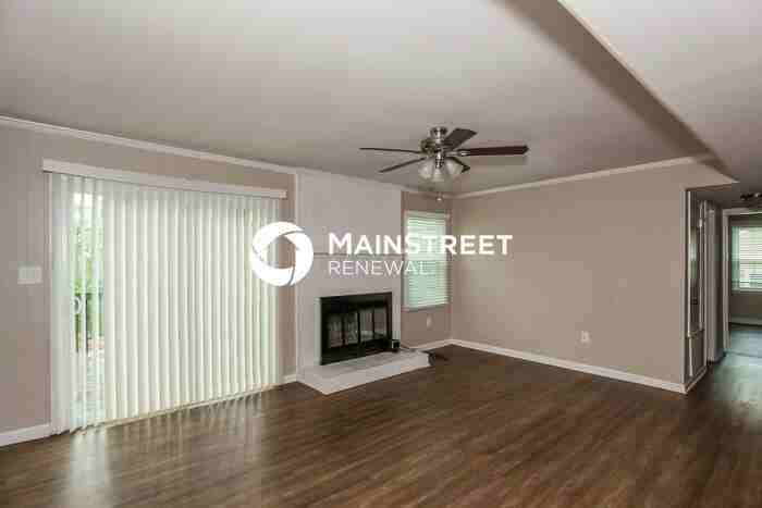 5100 Chestnut Lake Dr - Photo 5 of 17