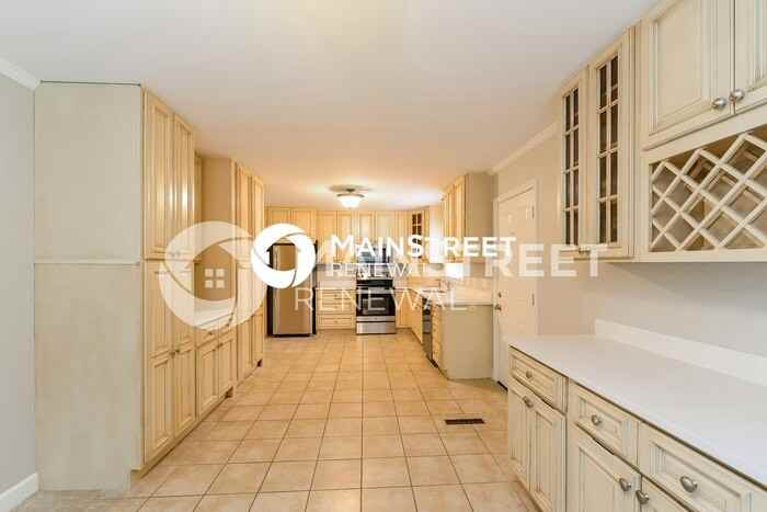7018 Upland Rd - Photo 7 of 17