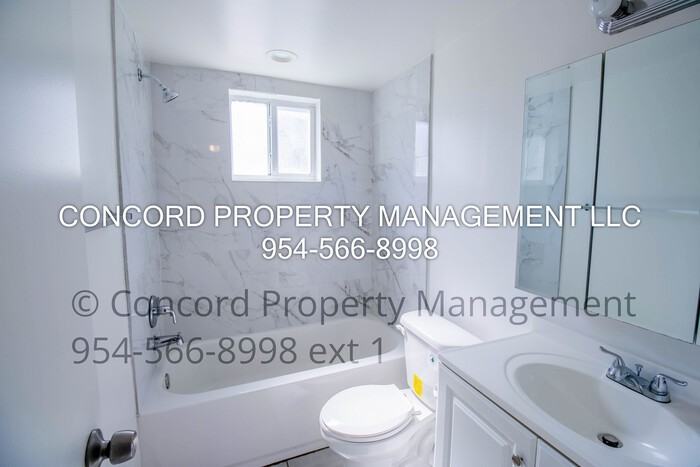 1727 Liberty St #4 - Photo 2 of 6