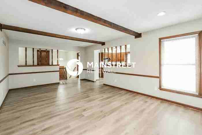 16009 E 28th St S - Photo 6 of 17