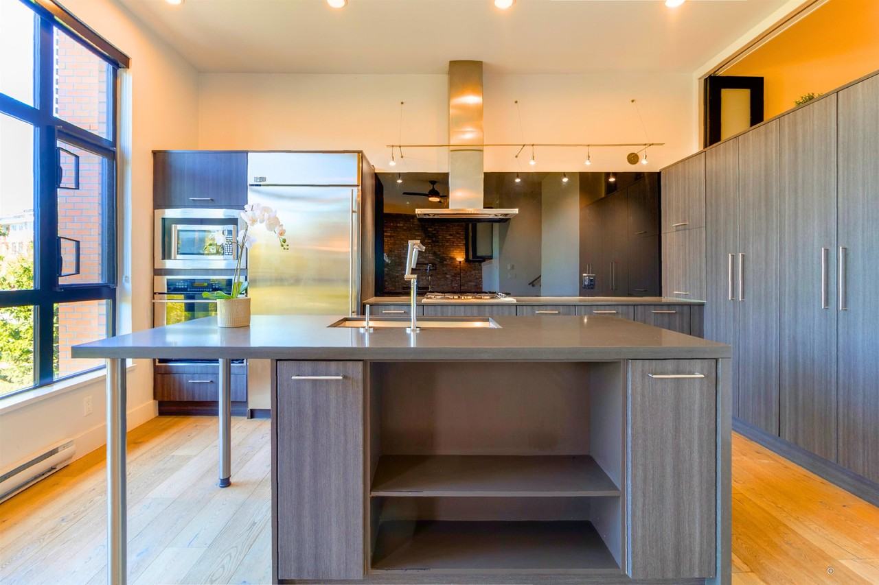 220 Salter Street #204 - Photo 6 of 13