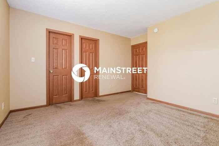 7485 Grandview Dr - Photo 7 of 16