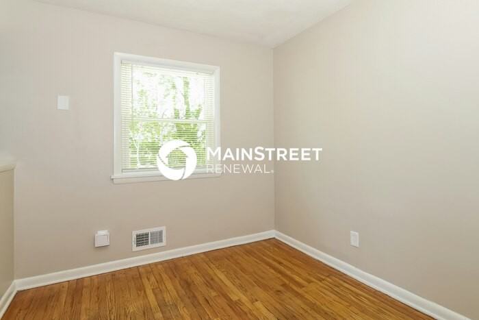 303 Elk River Dr - Photo 4 of 17