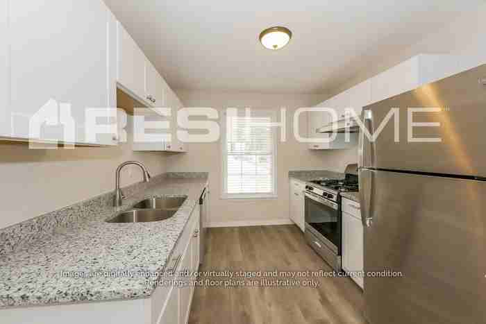 7332 Fernwood Dr - Photo 2 of 19