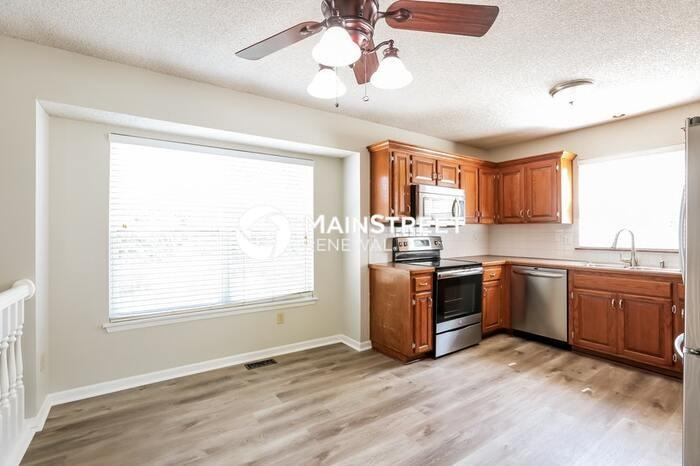 1456 Nw Foxboro Rd - Photo 6 of 17
