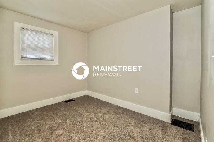 4020 Larkwood Ave - Photo 6 of 17