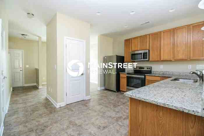 2002 Craver Meadows Dr - Photo 5 of 16