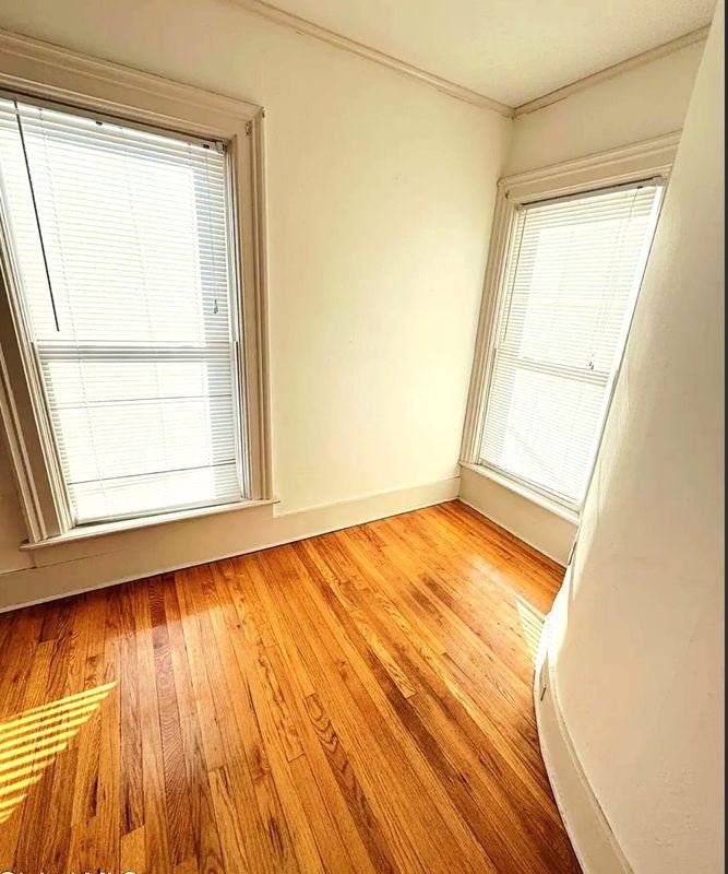 12 Numan St - Photo 7 of 12