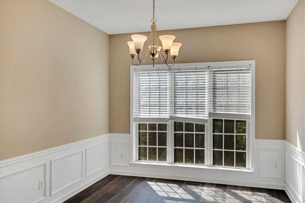 11585 Crossington Rd - Photo 4 of 44