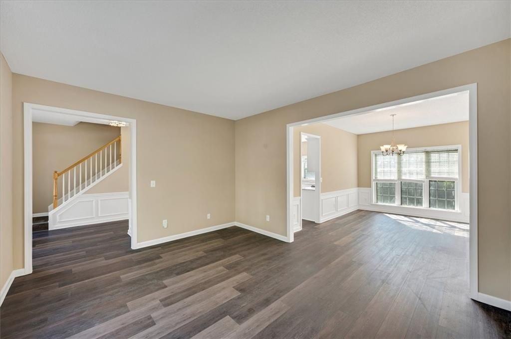 11585 Crossington Rd - Photo 7 of 44