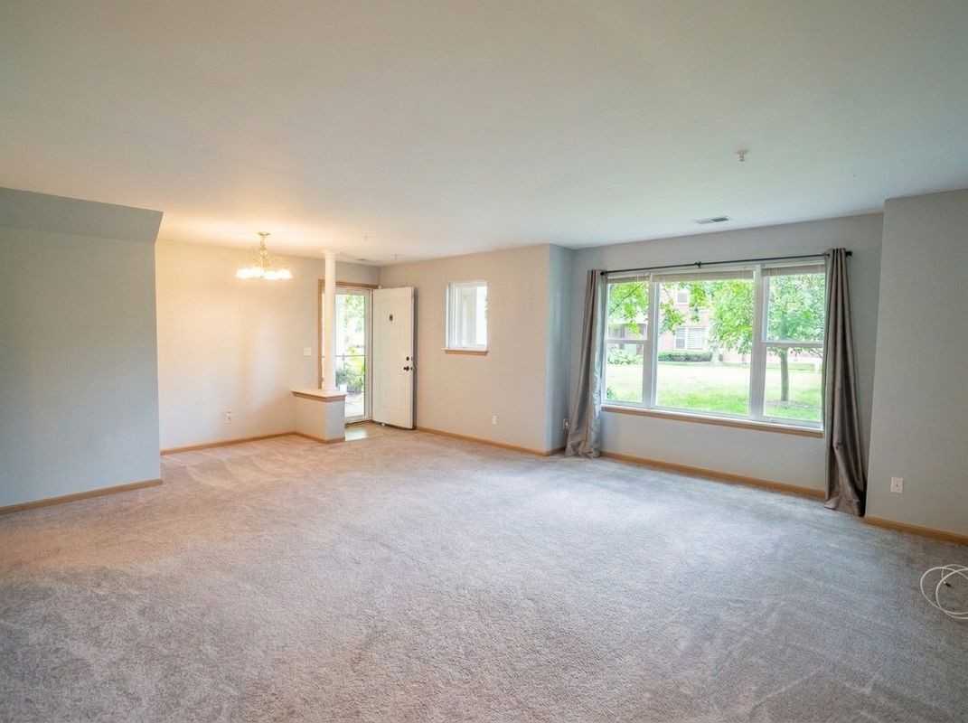 311 55th St ##A - Photo 4 of 29