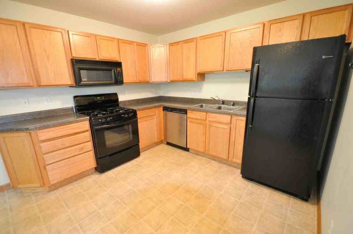 311 55th St ##A - Photo 6 of 29