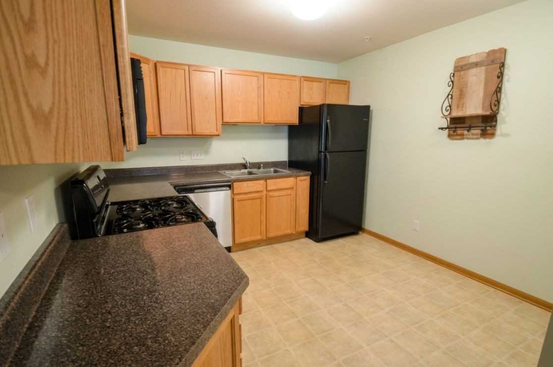 311 55th St ##A - Photo 7 of 29