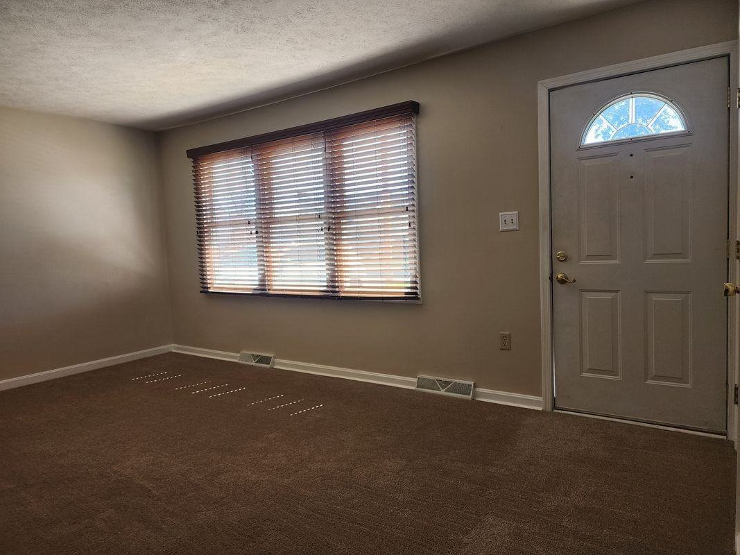 739 Stouffer Ave - Photo 3 of 38